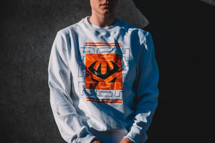Classic REH Gaming Merch Sweatshirt Wallpaper